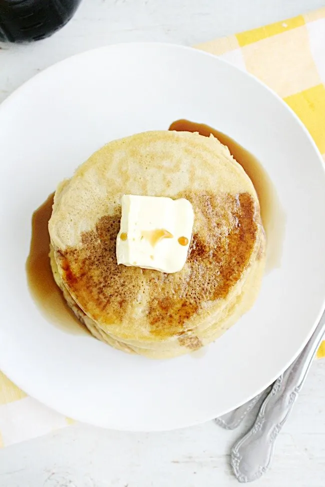Blender Pancakes - Table for Seven #blender #pancakes #breakfast