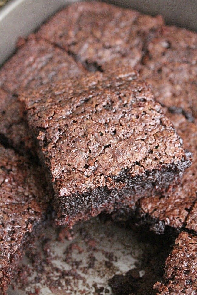 Brown Sugar Brownies- Table for Seven #brownies #brownsugar #dessert #chocolate 