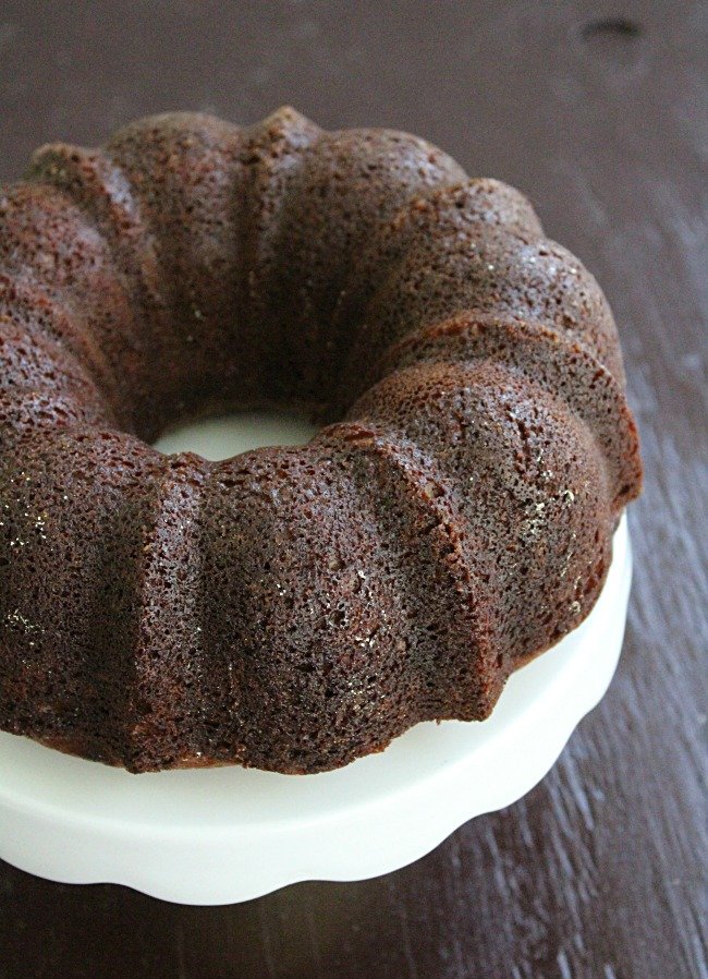 Caramel Brown Sugar Bundt Cake #tableforsevenblog #cake #brownsugar #caramel #dessert #bundtcake 