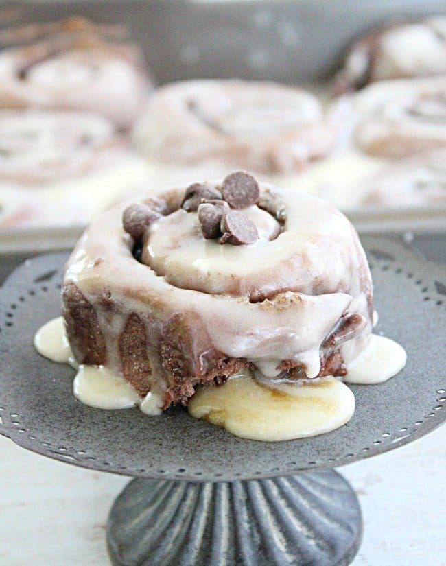 Chocolate Cake Mix Cinnamon Rolls #cakemix #cinnamonrolls #chocolate #tableforsevenblog 