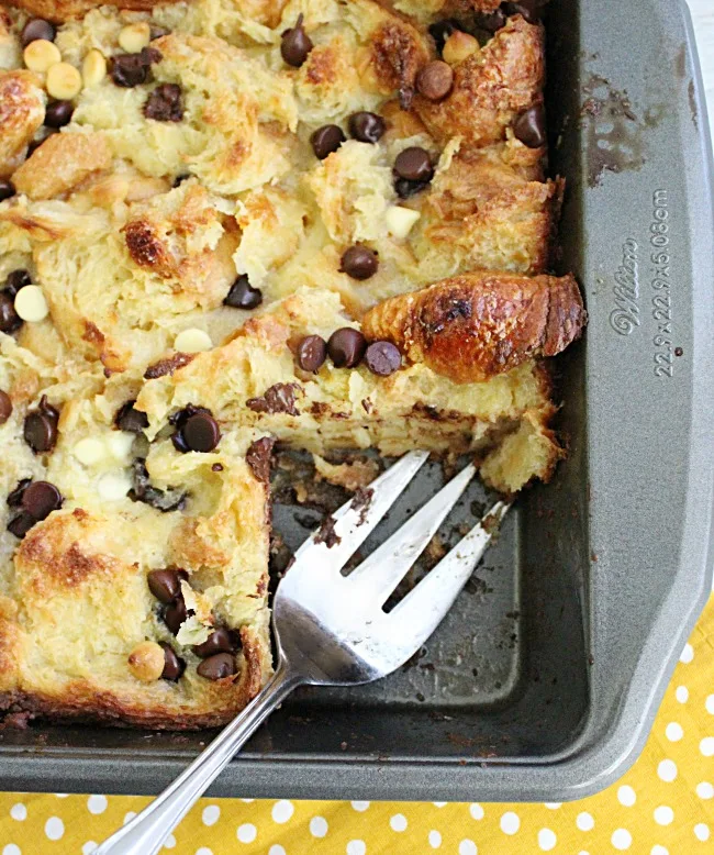 Chocolate Chip Croissant Bread Pudding #chocolatechip #breadpudding #croissants #dessert #tableforsevenblog 