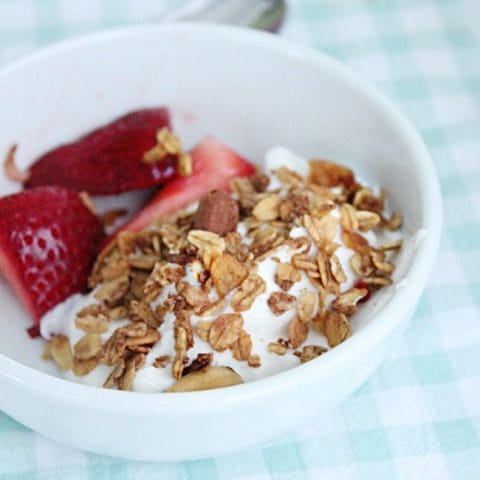 Crock Pot Cinnamon Granola- Table for Seven #crockpot #slowcooker #granola #cinnamon