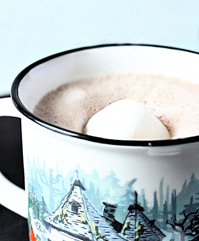 Crock Pot Marshmallow Hot Cocoa- Table for Seven #crockpot #slowcooker #marshmallows #hotcocoa #chocolate #tableforsevenblog