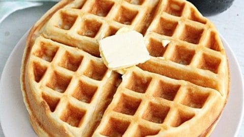 Greek Yogurt Waffles #greekyogurt #waffles #breakfast #brunch #tableforsevenblog