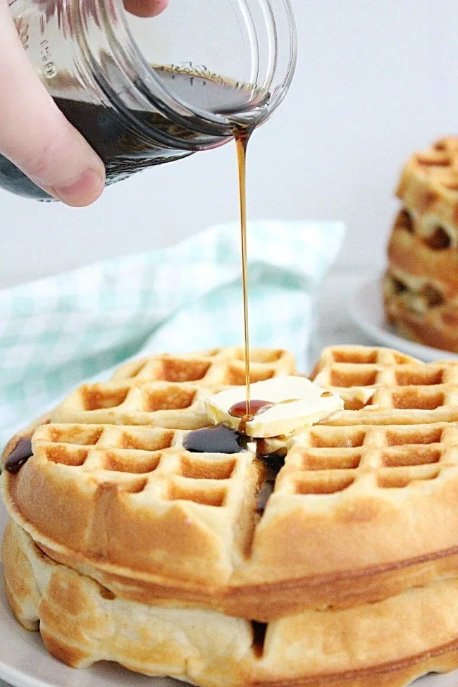 Greek Yogurt Waffles #greekyogurt #waffles #breakfast #brunch #tableforsevenblog