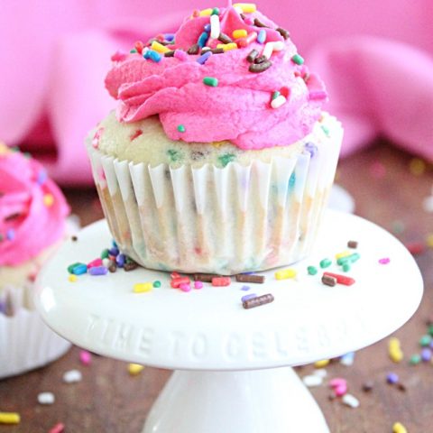 Half Dozen Funfetti Cupcakes #cupcakes #funfetti #halfdozen #dessert #tableforsevenblog