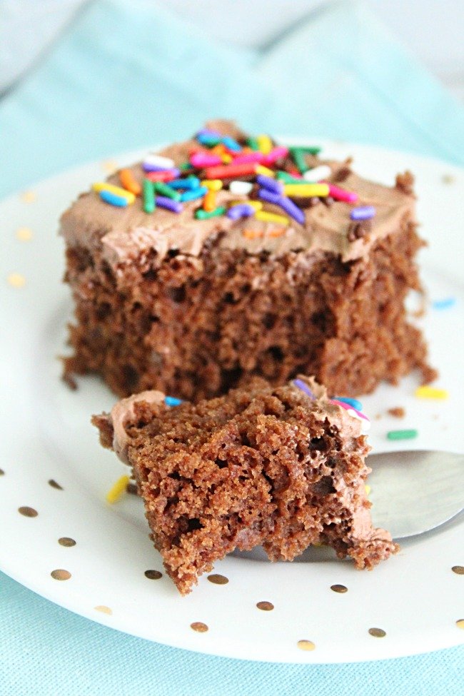 Homemade Chocolate Cake Mix- Table for Seven #chocolatecakemix #chocolatecake #cakemix #dessert #homemade