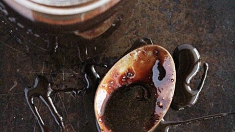 Chocolate Fudge Syrup- Table for Seven #tableforsevenblog #chocolate #syrup #chocolatesyrup