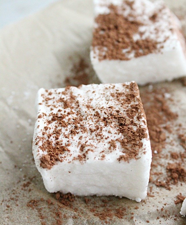 Homemade Marshmallows- Table for Seven #homemade #marshmallows #nobake