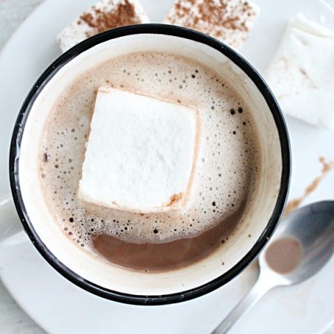 Homemade Marshmallows with Creamy Hot Chocolate- Table for Seven #marshmallows #homemade #nobakedessert #chocolate #hotchocolate #hotcocoa