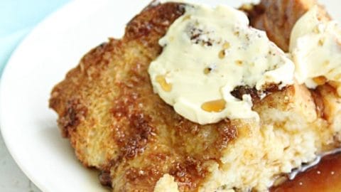 Lazy French Toast Casserole #frenchtoast #casserole #breakfast #brunch #tableforsevenblog