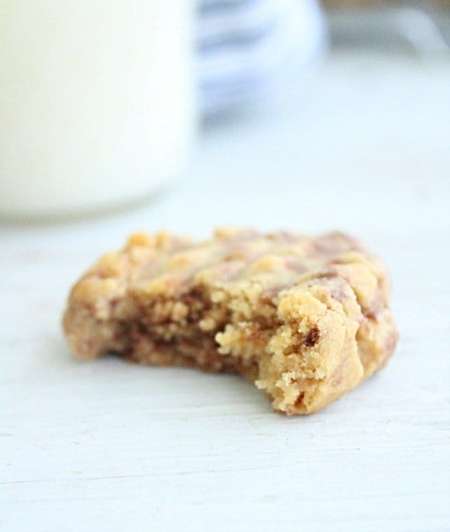 Peanut Butter Nutella Swirl Cookies #peanutbutter #cookies #nutella #dessert #tableforsevenblog 