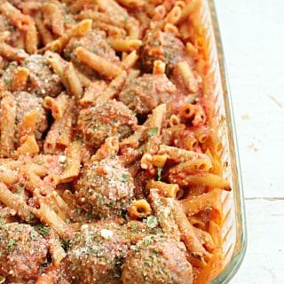 One Pan No Boil Penne and Meatballs-Table for Seven #dinner #noboilpasta #meatballs