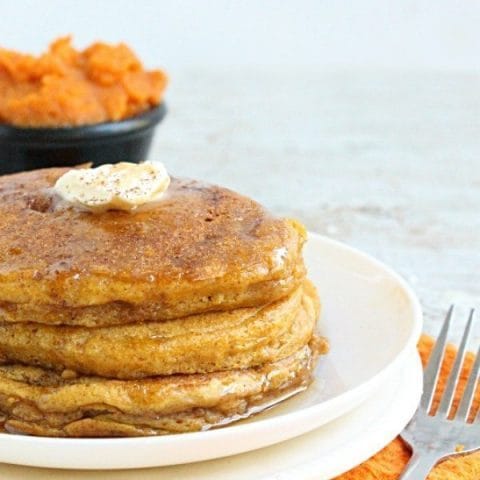 Pumpkin Pancakes #pumpkin #pancakes #tableforsevenblog @tableforseven #breakfast
