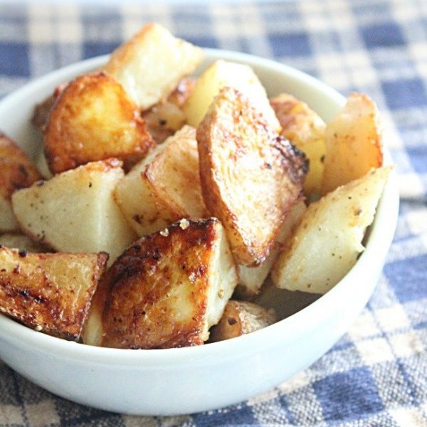 Simple Roasted Potatoes- Table for Seven #potatoes #tableforsevenblog #roastedpotatoes #simple #sidedish