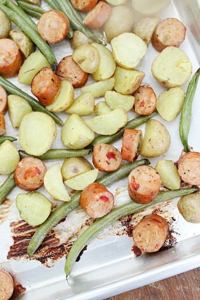 Sheet Pan Sausage Potatoes and Green Beans #sheetpan #dinner #sheetpandinner #onepan #chicken #sausage #potatoes #greenbeans #tableforsevenblog 