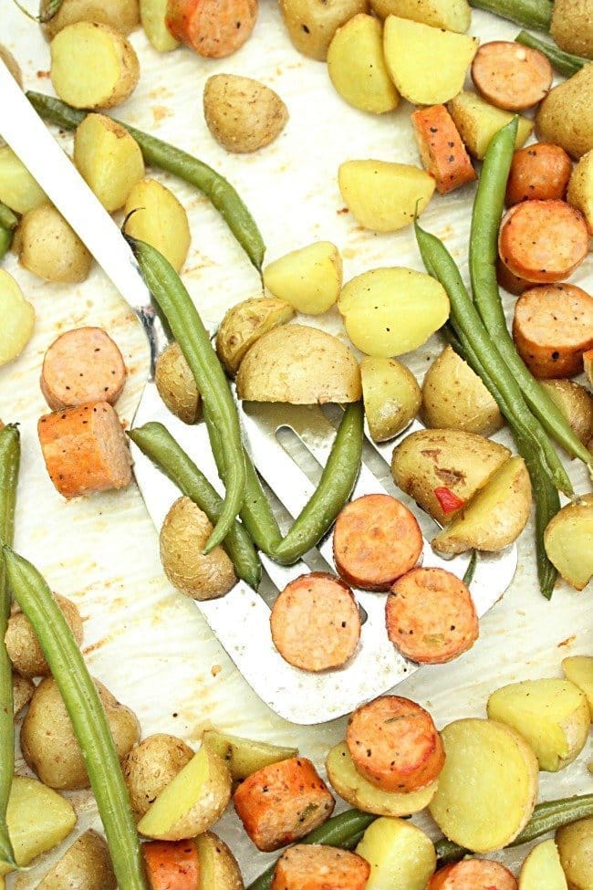 Sheet Pan Sausage Potatoes and Green Beans #sheetpan #dinner #sheetpandinner #onepan #chicken #sausage #potatoes #greenbeans #tableforsevenblog 