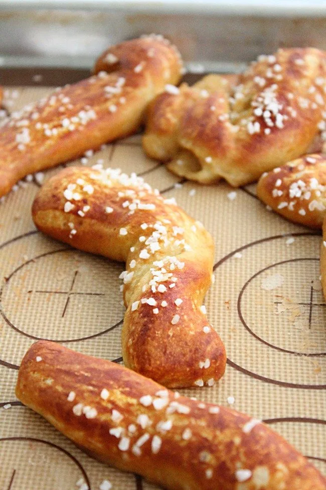 Soft Pretzel Sticks with Cheddar Swiss Fondue- Table for Seven #cheddar #swiss #cheese #dip #softpretzels