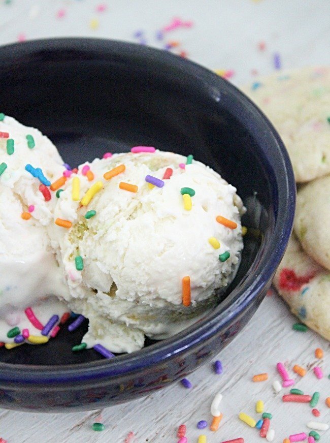 No Churn Sugar Cookie Ice Cream| Table for Seven #nochurn #icecream #sugarcookie #dessert